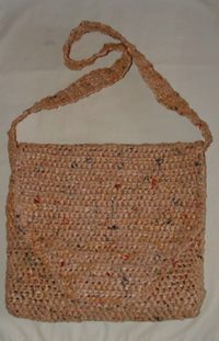 Messenger Bag Crafted from Plastic Bags Messenger2